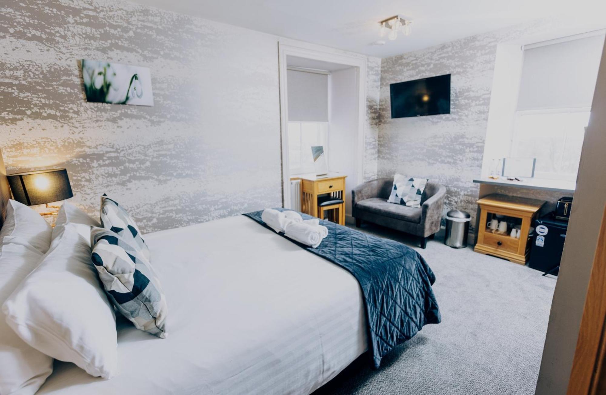 The Tower Gastro Pub & Apartments Crieff Bilik gambar