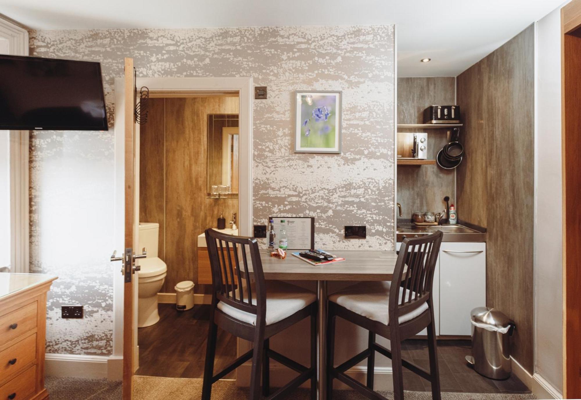 The Tower Gastro Pub & Apartments Crieff Bilik gambar