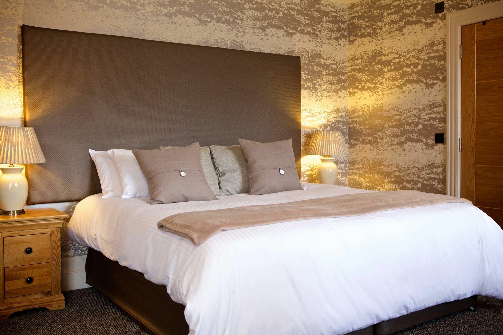 The Tower Gastro Pub & Apartments Crieff Luaran gambar
